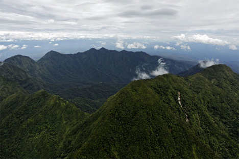 mount bosavi crater in papua new guinea