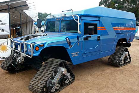 Upping the Inefficiency Quotient: 2 Insane Hummer Tanks | Gadgets ...