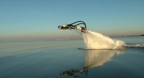 Flying With A Water-Powered Jet Pack 