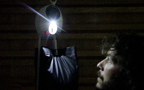 This Ingenious $20 Lamp Gets All Its Energy From Gravity