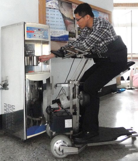 standing lifting wheelchair