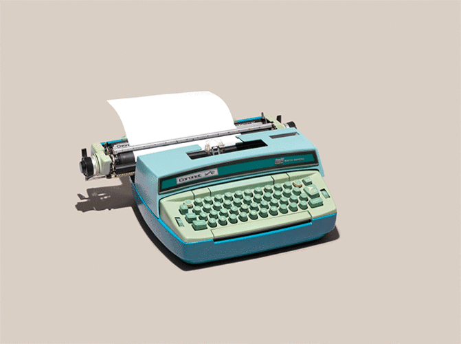3029823-slide-s-relicsoftechnologytypewriter