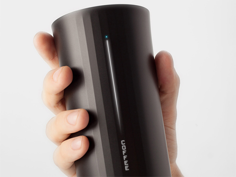 smart drinking cup analyzes contents