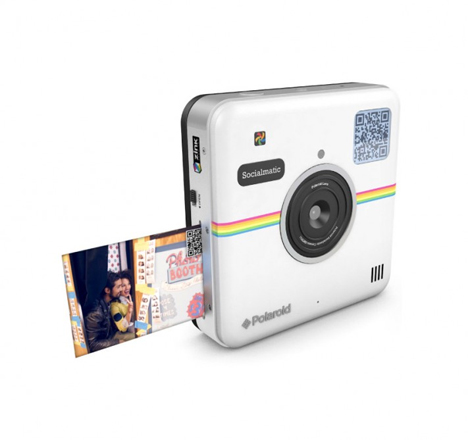 instant camera with internet connectivity