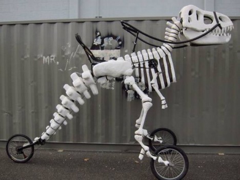 moving sculpture t rex trike