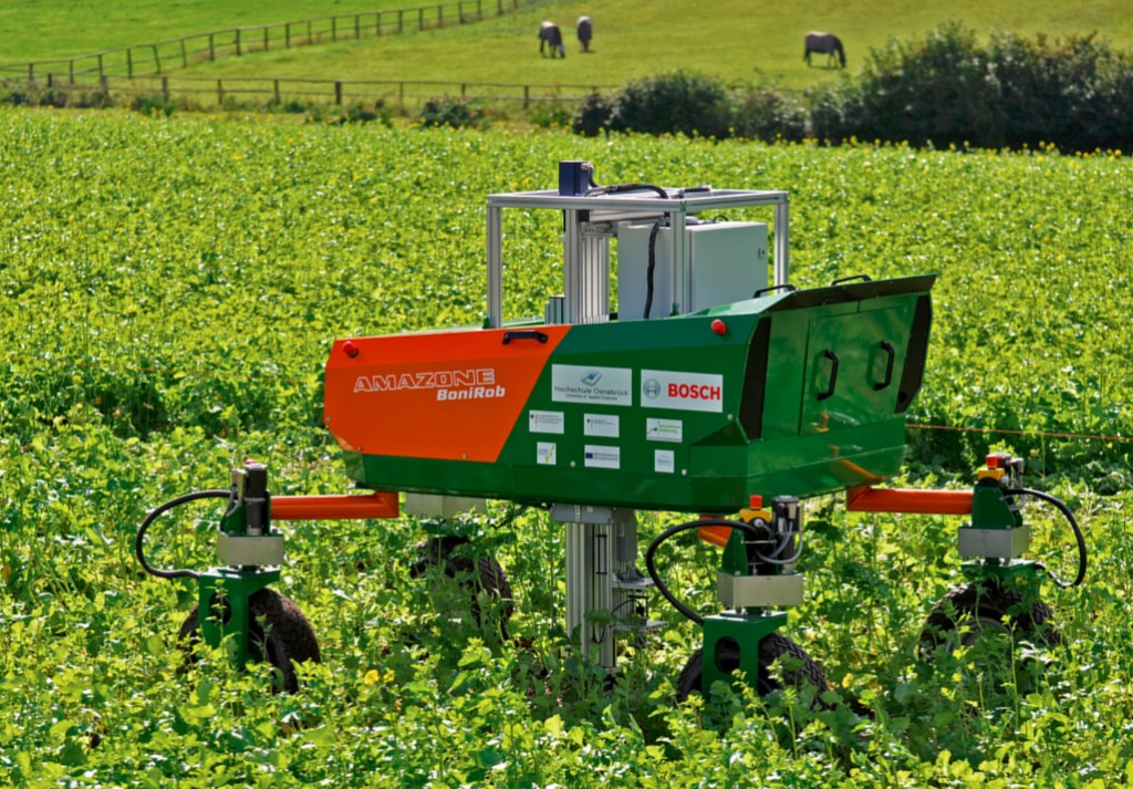 Weed-Stomping Farm Robot: No Harmful Pesticides Needed | Gadgets ...